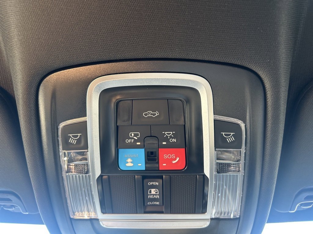 New 2026 RAM 1500 4x4 Crew Cab image 41