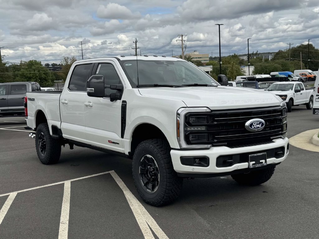 New 2027 Ford F350 Platinum w/ Tremor Off-Road Package AWD/4WD image 1