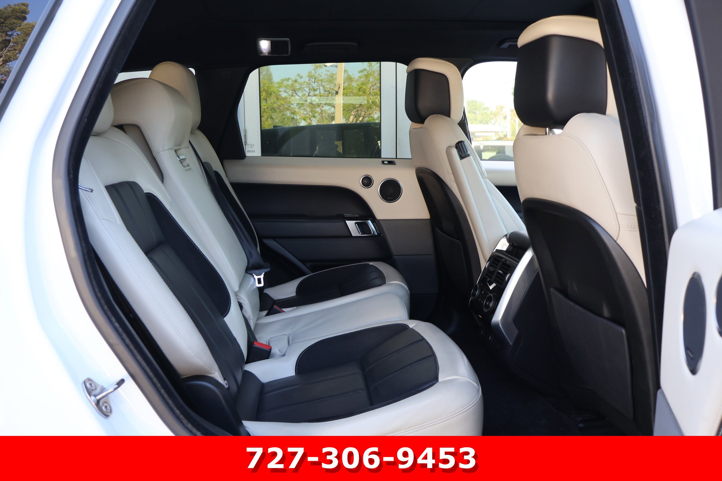 Used 2021 Land Rover Range Rover Sport HST image 17