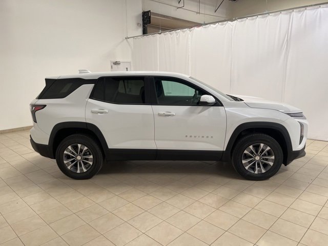 New 2026 Chevrolet Equinox LT w/ LPO, Floor Liner Package image 6