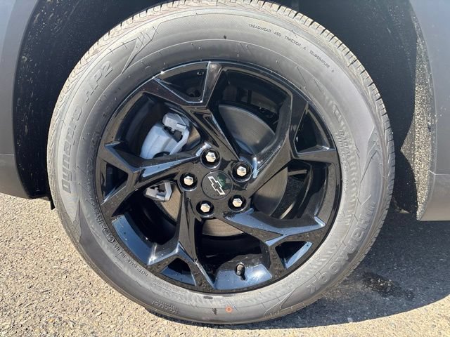 New 2026 Chevrolet Trax LT w/ Driver Confidence Package FWD image 9