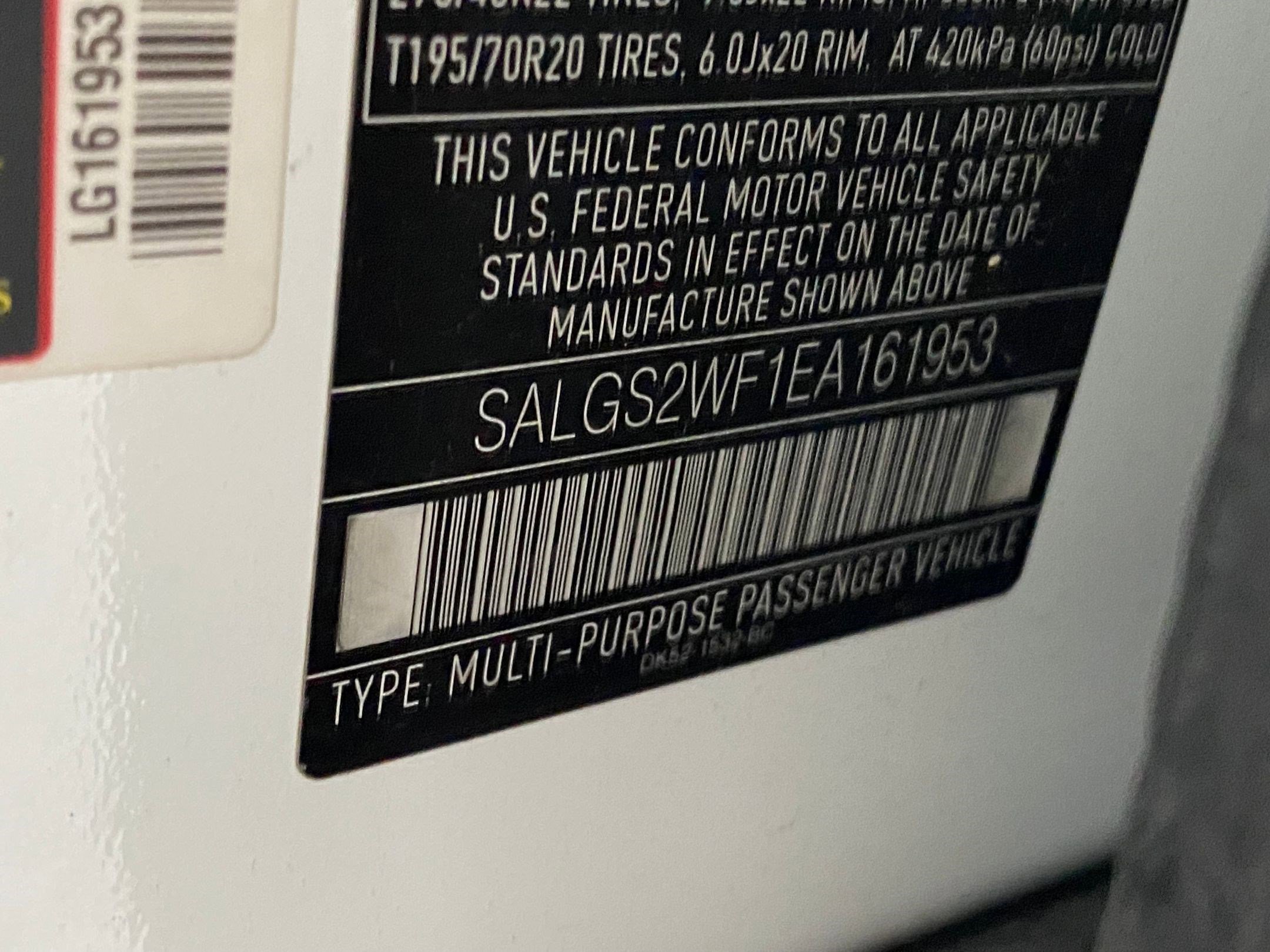 Used 2014 Land Rover Range Rover HSE image 22