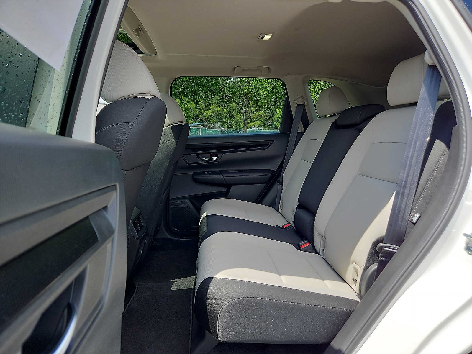 Used 2024 Honda CR-V EX image 10