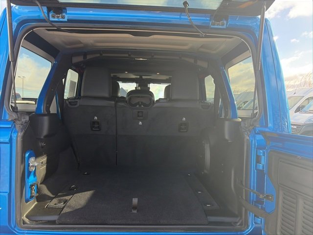 Used 2024 Jeep Wrangler Unlimited Rubicon image 10