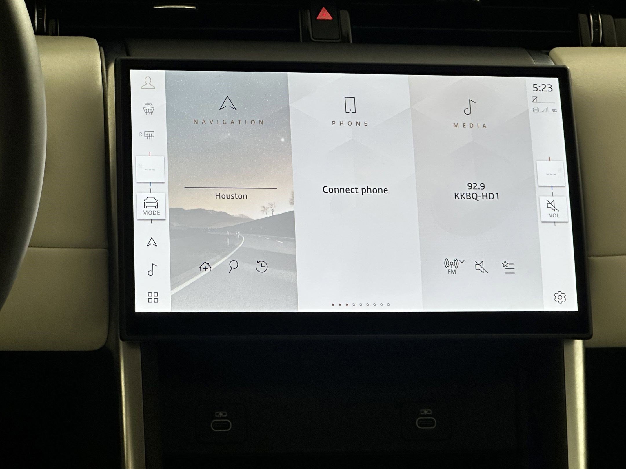 Used 2025 Land Rover Discovery Sport S AWD/4WD image 20