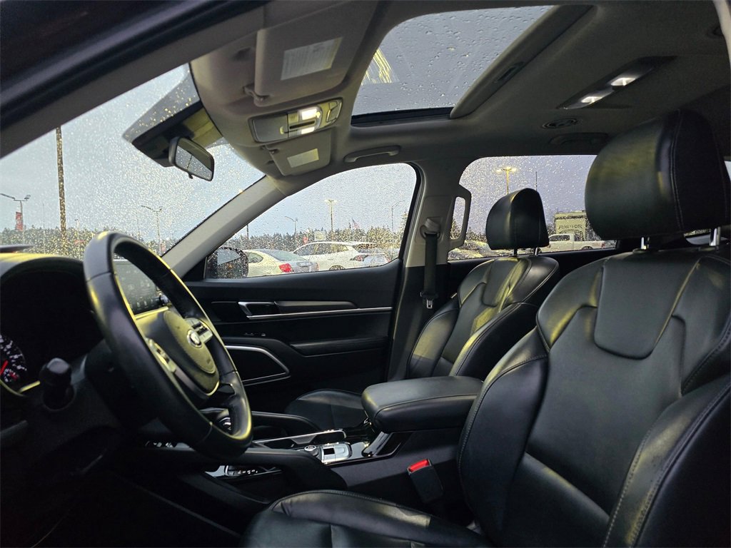 Used 2020 Kia Telluride S w/ S 8 Passenger Seating Package image 13