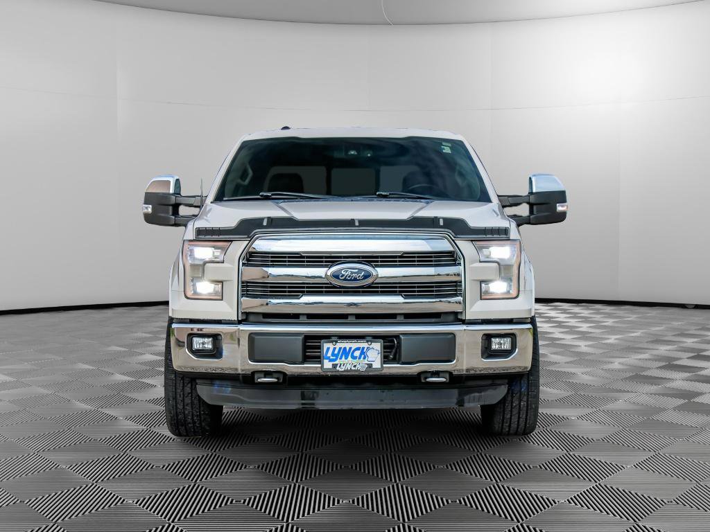 Used 2016 Ford F150 Lariat w/ Equipment Group 502A Luxury AWD/4WD image 4