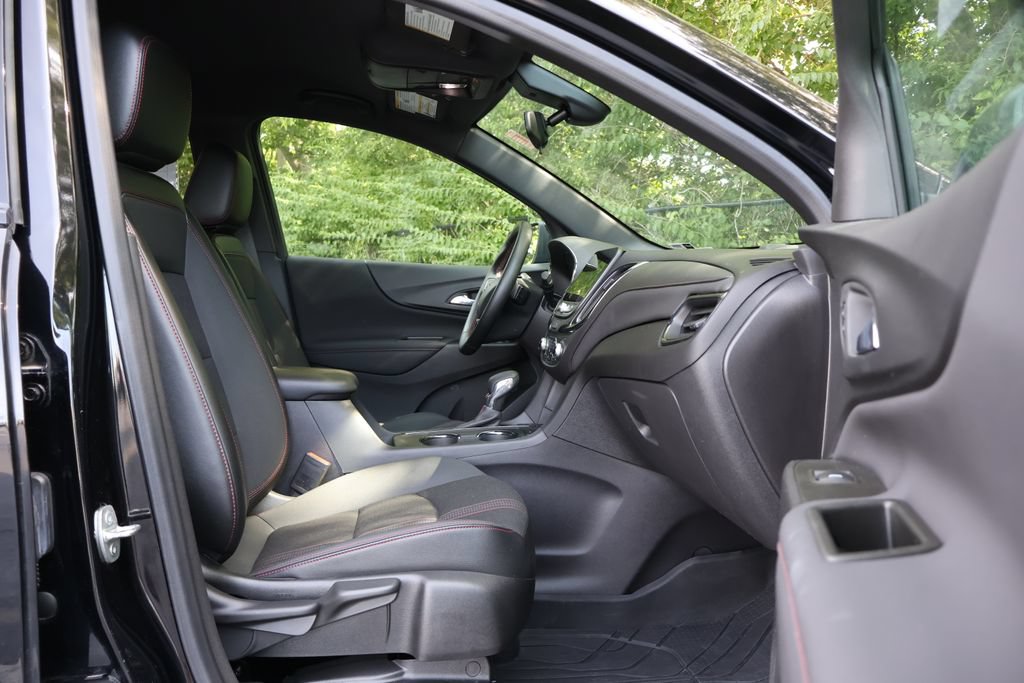 Certified 2024 Chevrolet Equinox RS AWD/4WD image 41