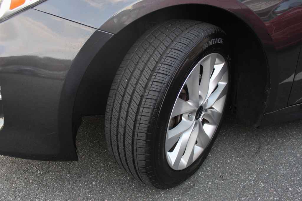 Used 2018 Kia Optima EX FWD image 38