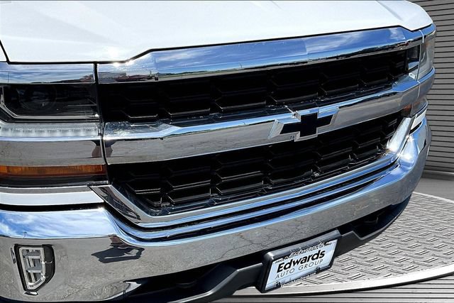 Used 2018 Chevrolet Silverado 1500 LT w/ All Star Edition AWD/4WD image 34