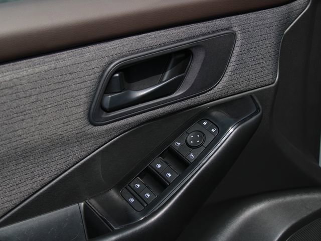 Certified 2023 Nissan Rogue S AWD/4WD image 14