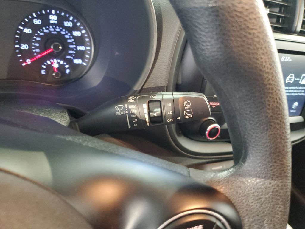 Used 2020 Kia Soul LX FWD image 25