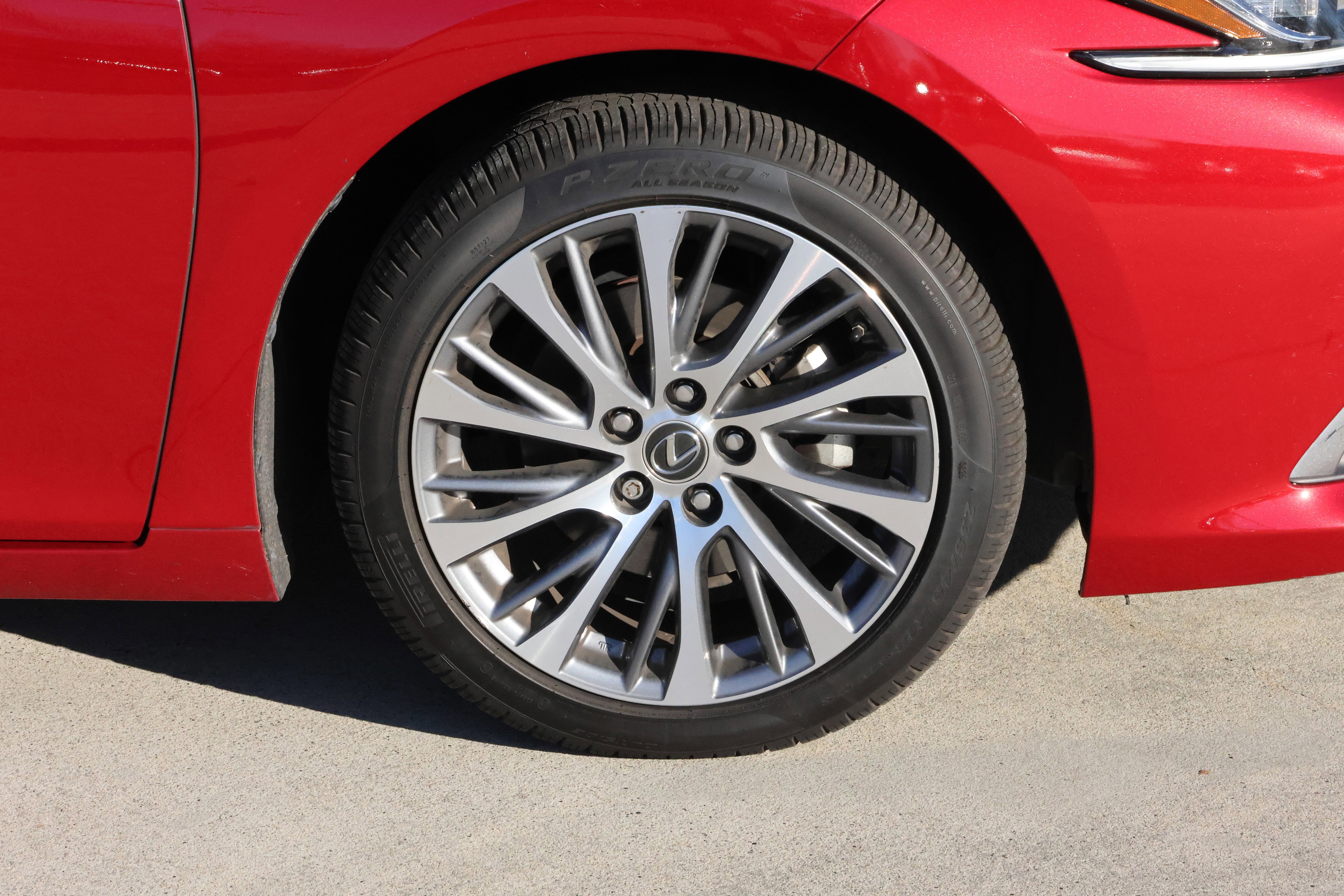 Used 2019 Lexus ES 350 w/ Premium Package image 11