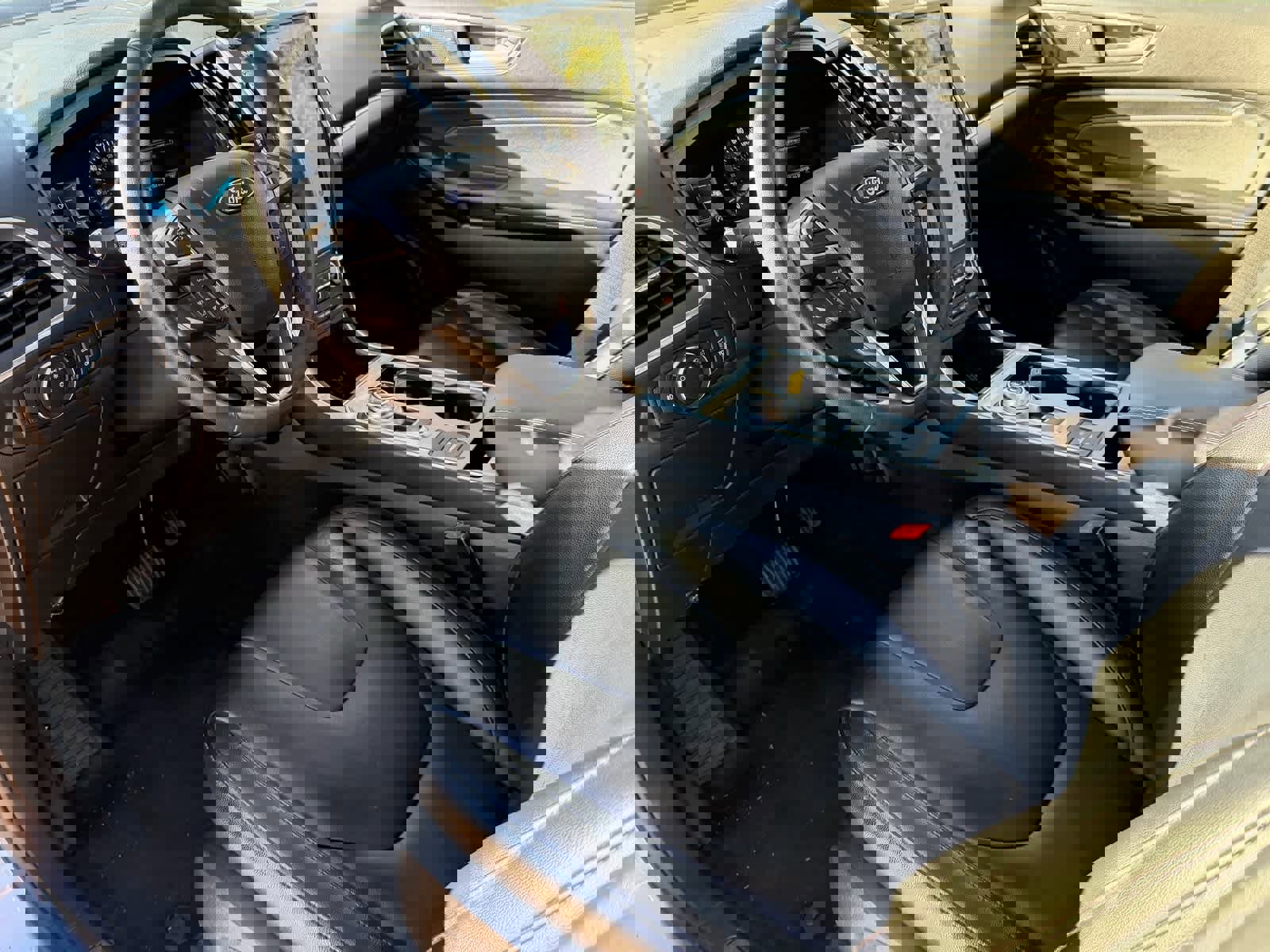 Used 2022 Ford Edge Titanium video 2