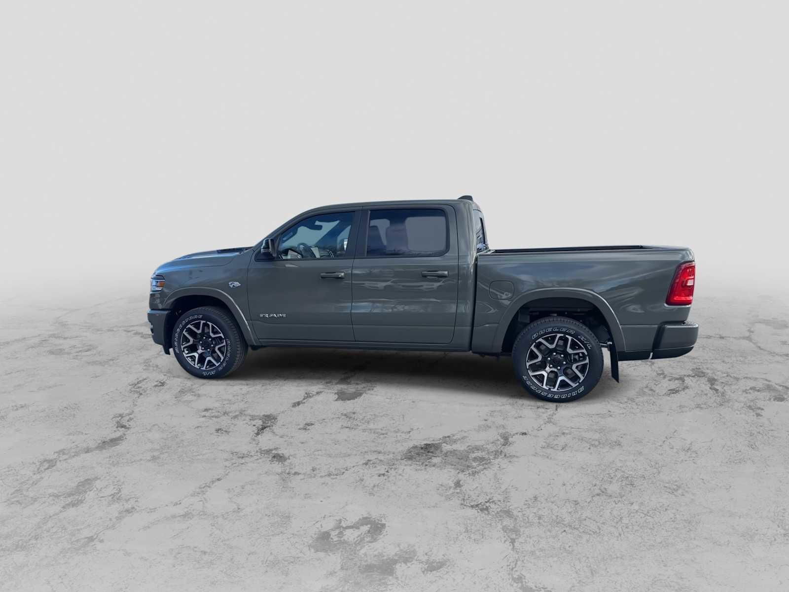 New 2026 RAM 1500 Laramie AWD/4WD image 5