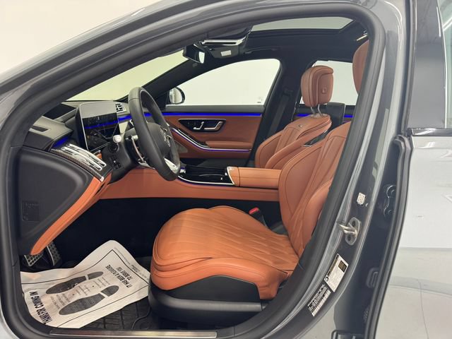 Used 2025 Mercedes-Benz S 63 AMG S image 18