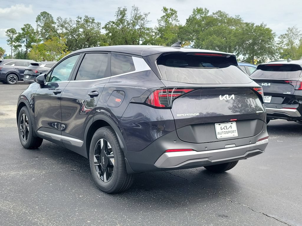 New 2026 Kia Sportage LX FWD image 3