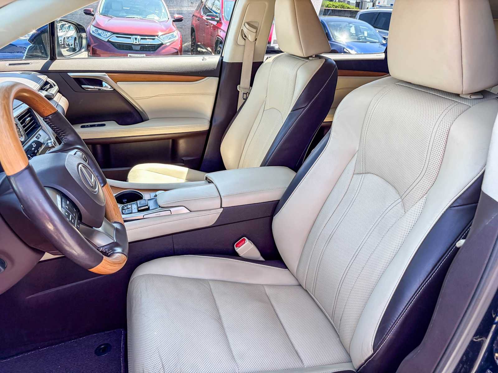 Used 2016 Lexus RX 350 AWD w/ Premium Package image 17
