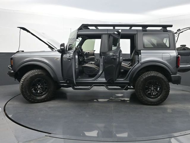 Used 2023 Ford Bronco Wildtrak image 45