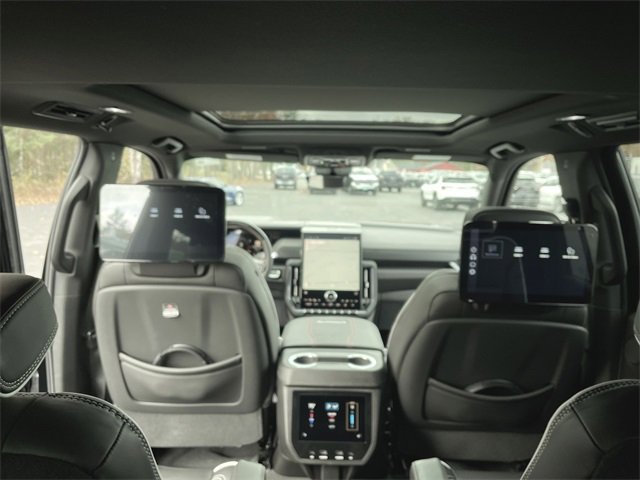 New 2026 GMC Yukon XL AT4 Ultimate w/ LPO, Illumination Package image 21
