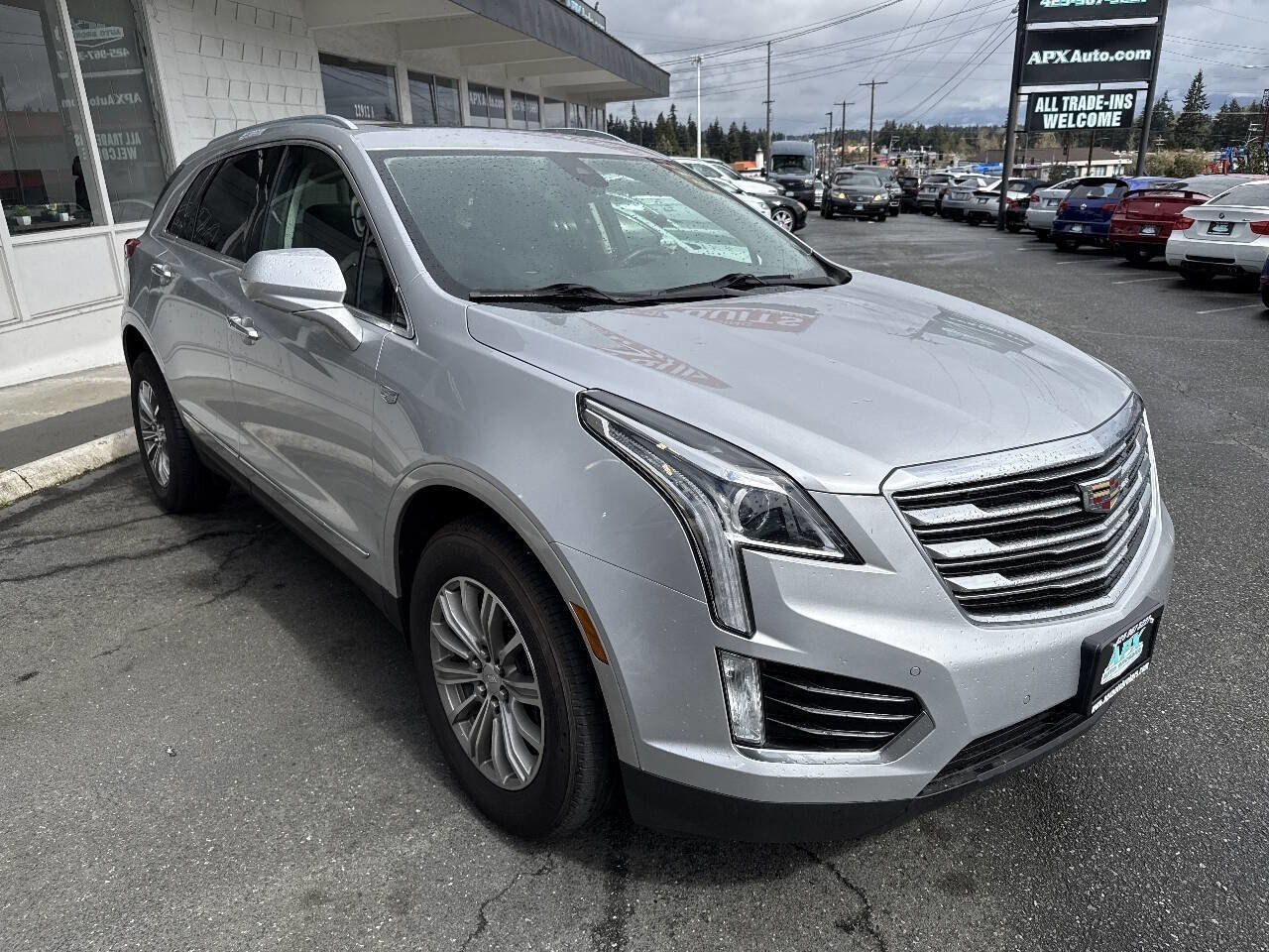 Used 2017 Cadillac XT5 Luxury w/ Driver Awareness Package image 12