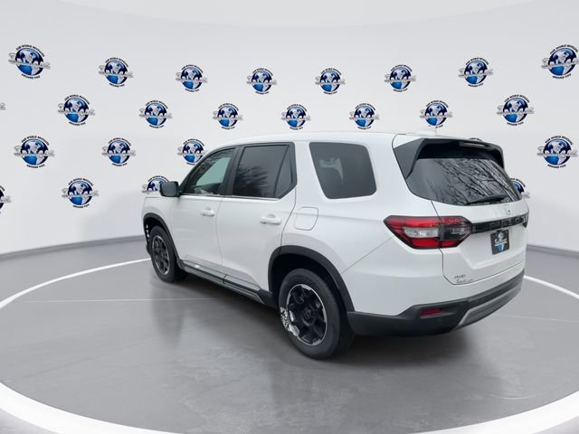 Used 2025 Honda Pilot EX-L image 7