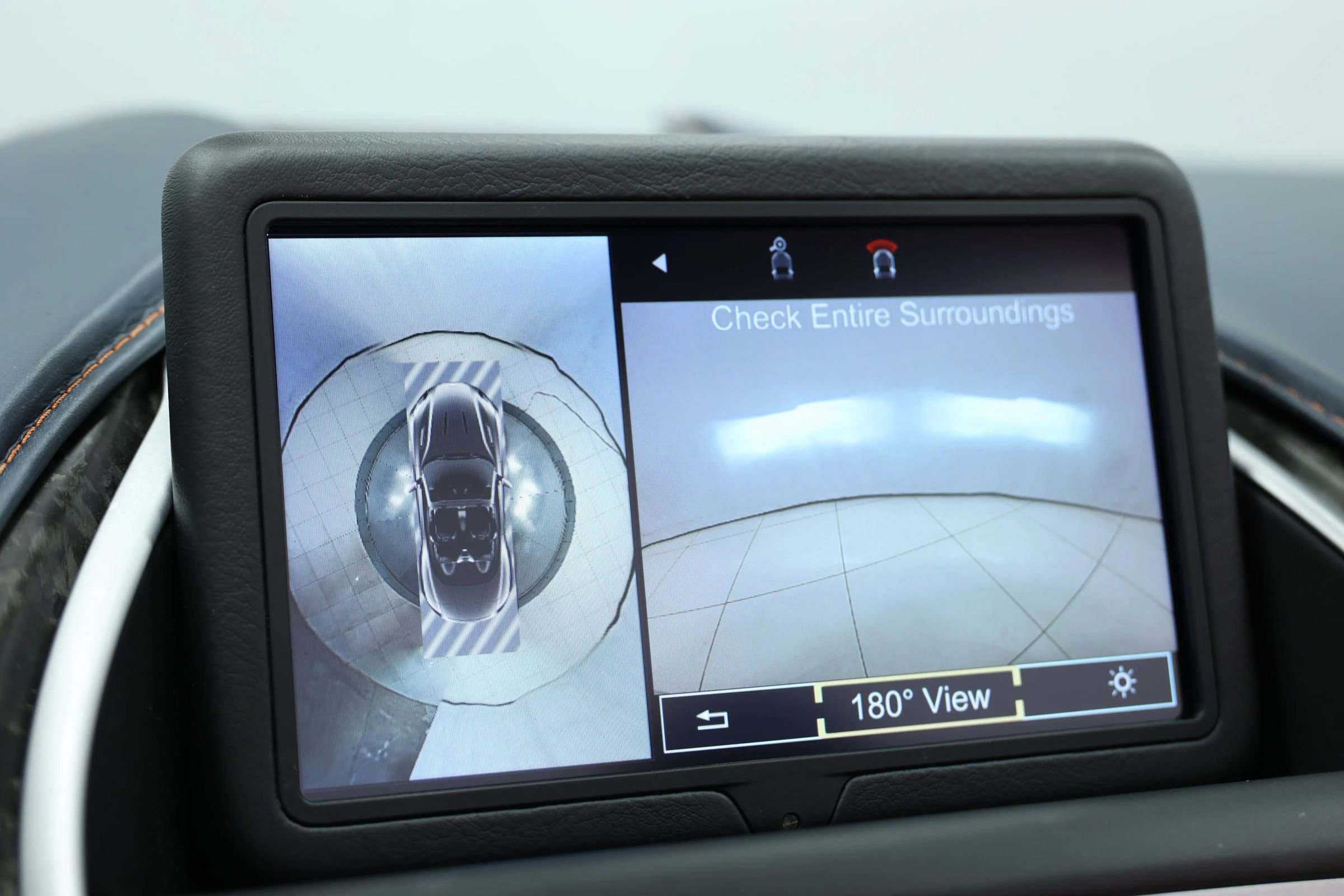 Used 2019 Aston Martin DB11 Volante RWD image 39