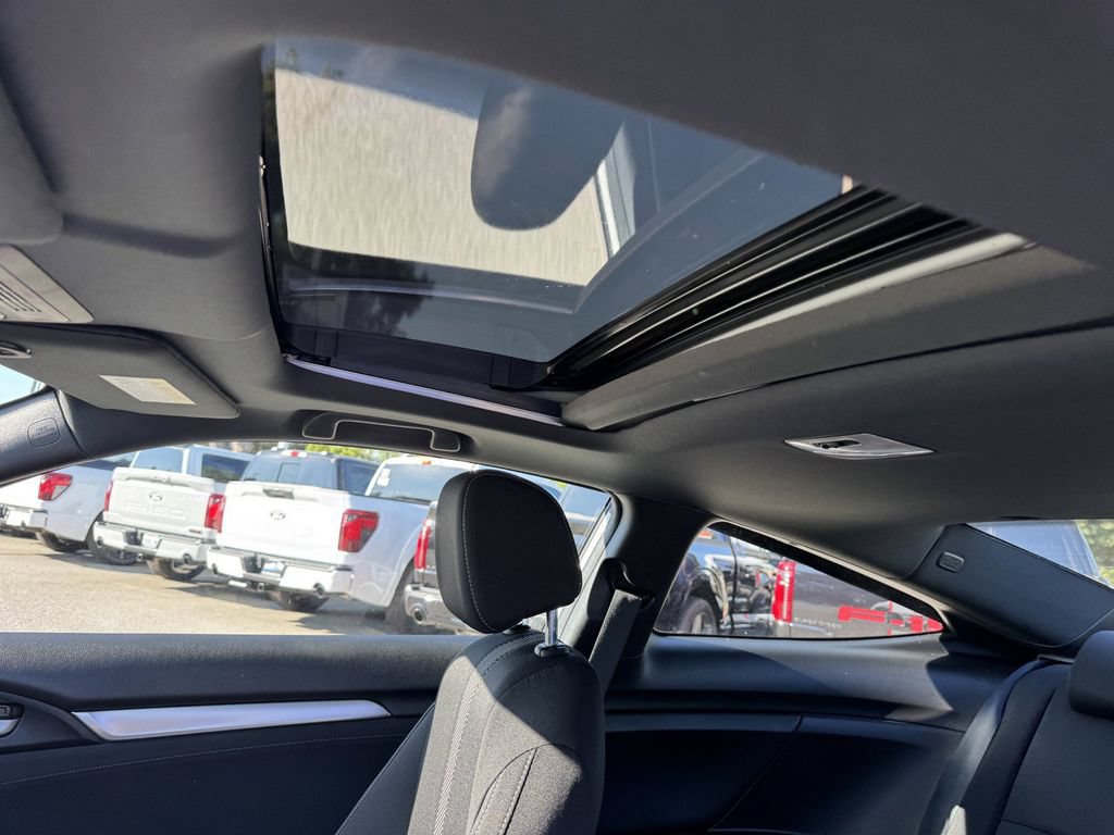 Used 2019 Honda Civic EX image 16
