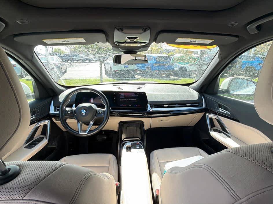 Used 2023 BMW X1 xDrive28i AWD/4WD image 21