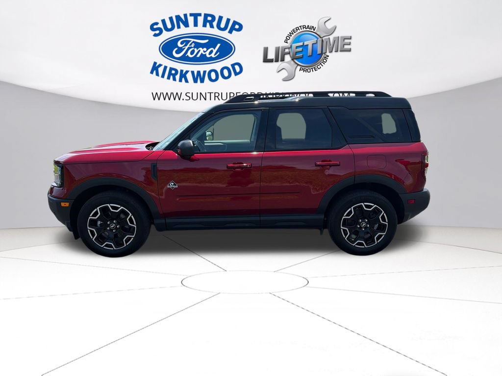 Used 2025 Ford Bronco Sport Outer Banks w/ Outer Banks Tech Package+ AWD/4WD image 2