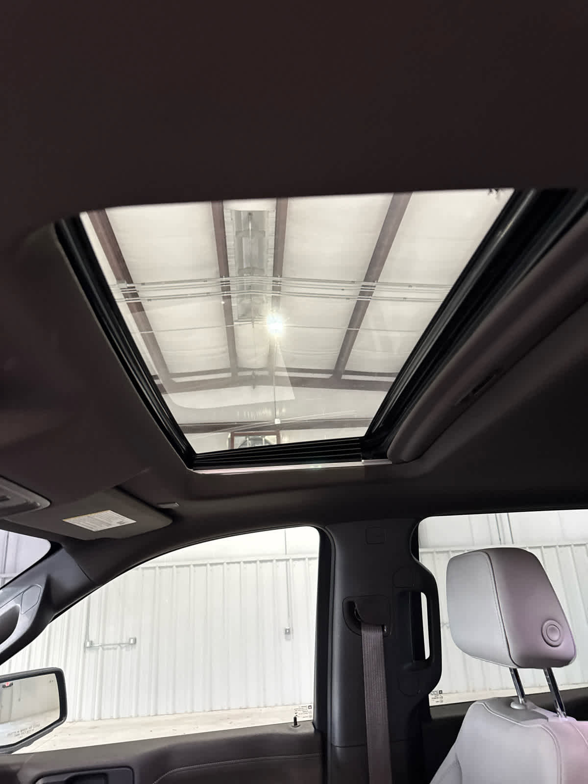 Used 2022 Chevrolet Silverado 1500 LTZ w/ LTZ Premium Package image 22