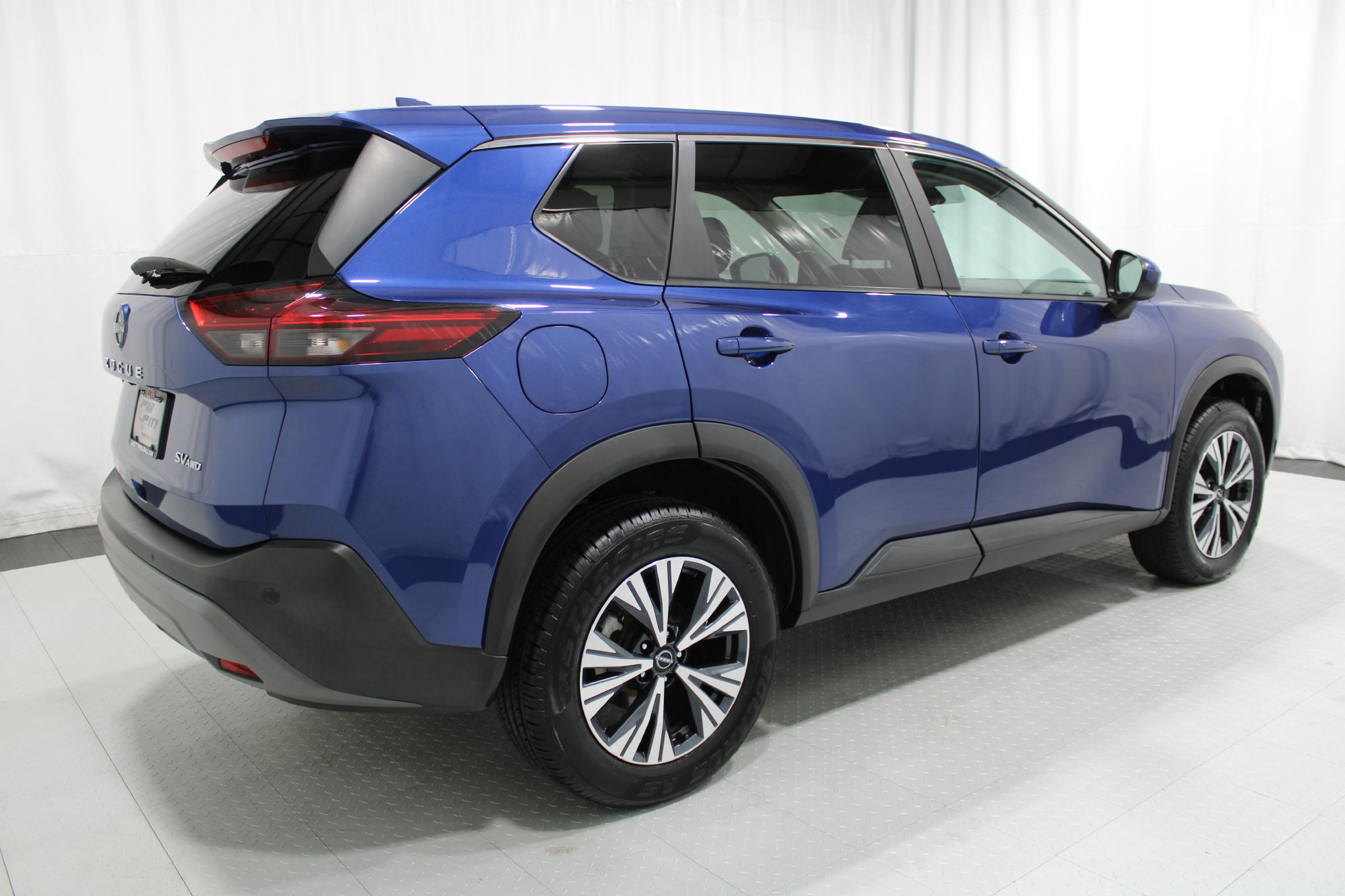 Used 2023 Nissan Rogue SV AWD/4WD image 6