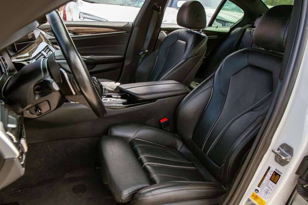 Used 2018 BMW 530i w/ Premium Package RWD image 13
