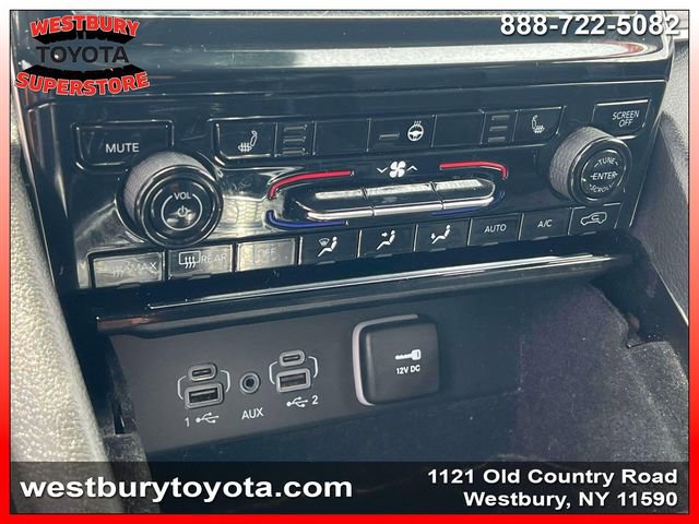 Used 2021 Jeep Grand Cherokee L Limited AWD/4WD image 32