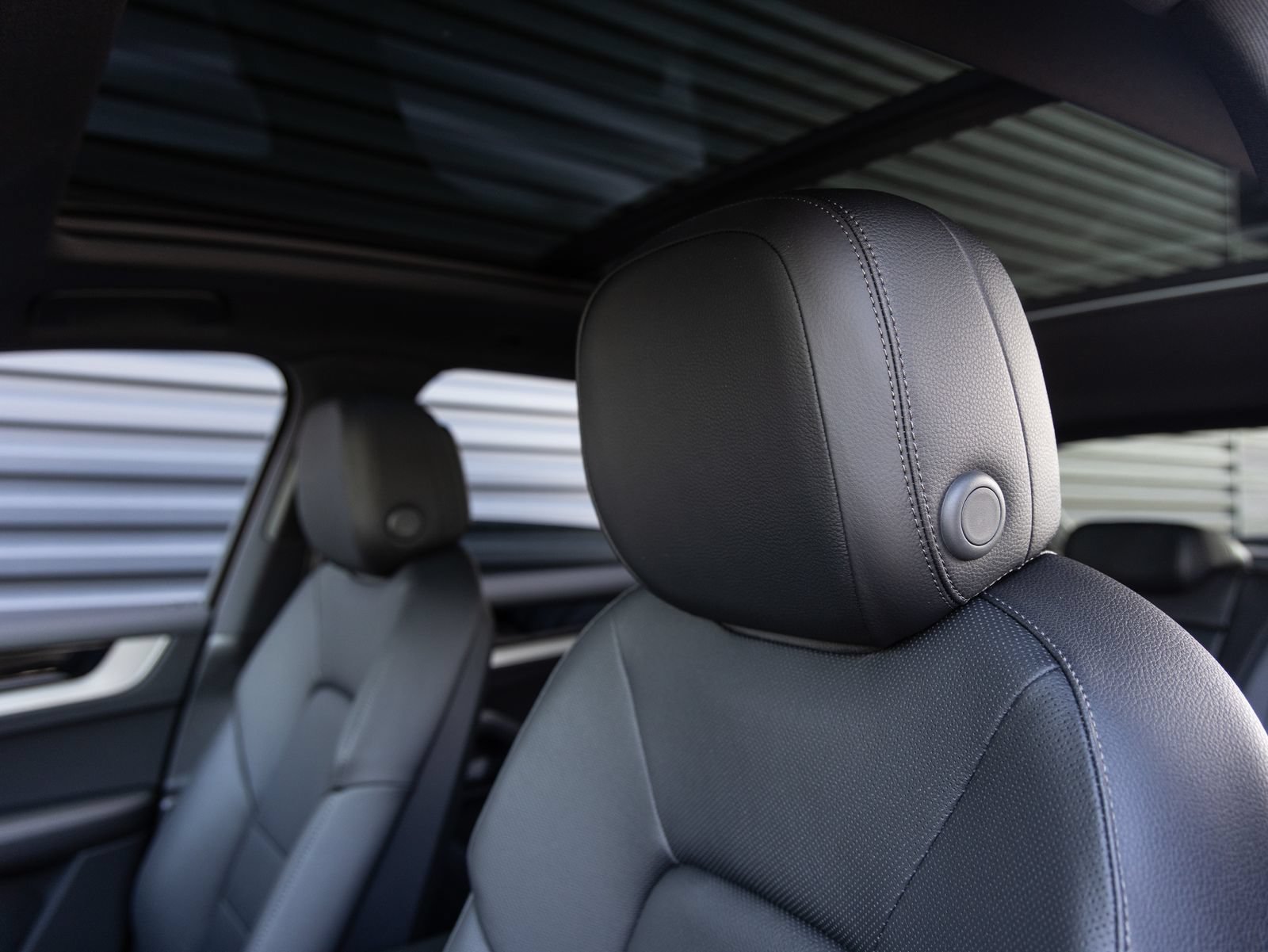 New 2026 Porsche Cayenne AWD/4WD image 23