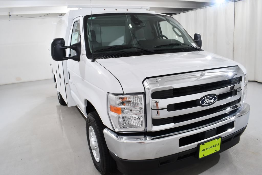 New 2026 Ford E-350 and Econoline 350 Super Duty w/ Power Equipment Group RWD image 4