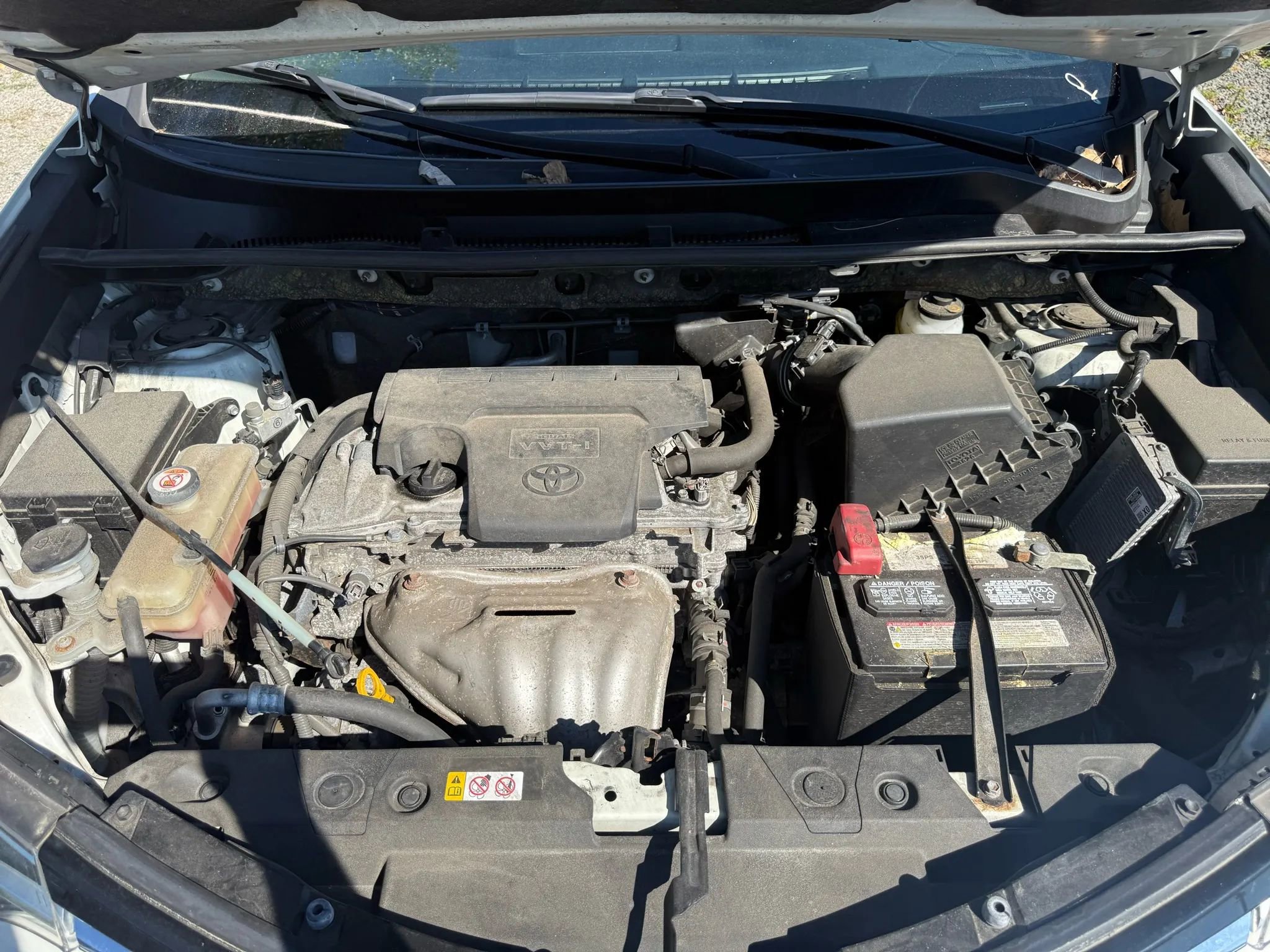 Used 2018 Toyota RAV4 Limited image 28