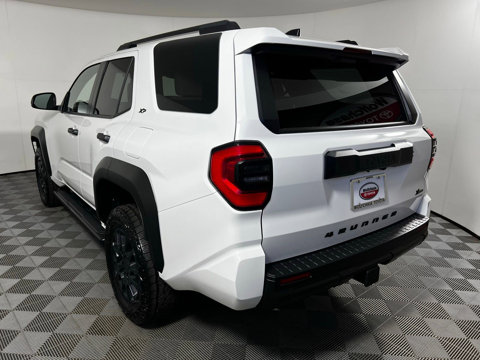 Used 2026 Toyota 4Runner SR5 image 7