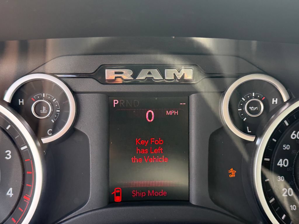 New 2027 RAM 5500 Tradesman w/ Chrome Appearance Group AWD/4WD image 13