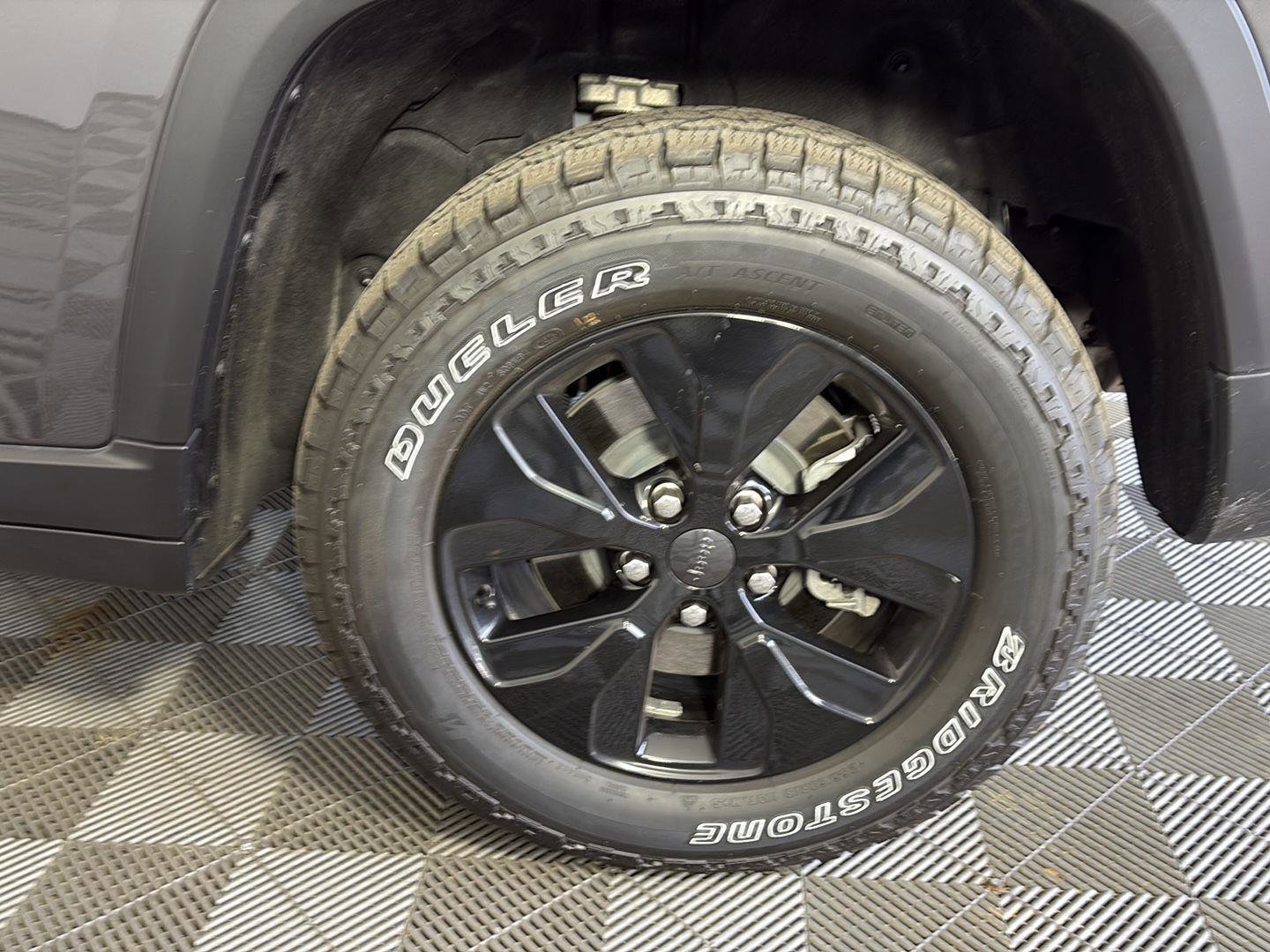 Used 2022 Jeep Grand Cherokee Limited 4xe image 14