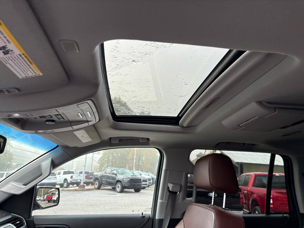 Used 2019 Chevrolet Tahoe Premier w/ Premier Plus Edition AWD/4WD image 13