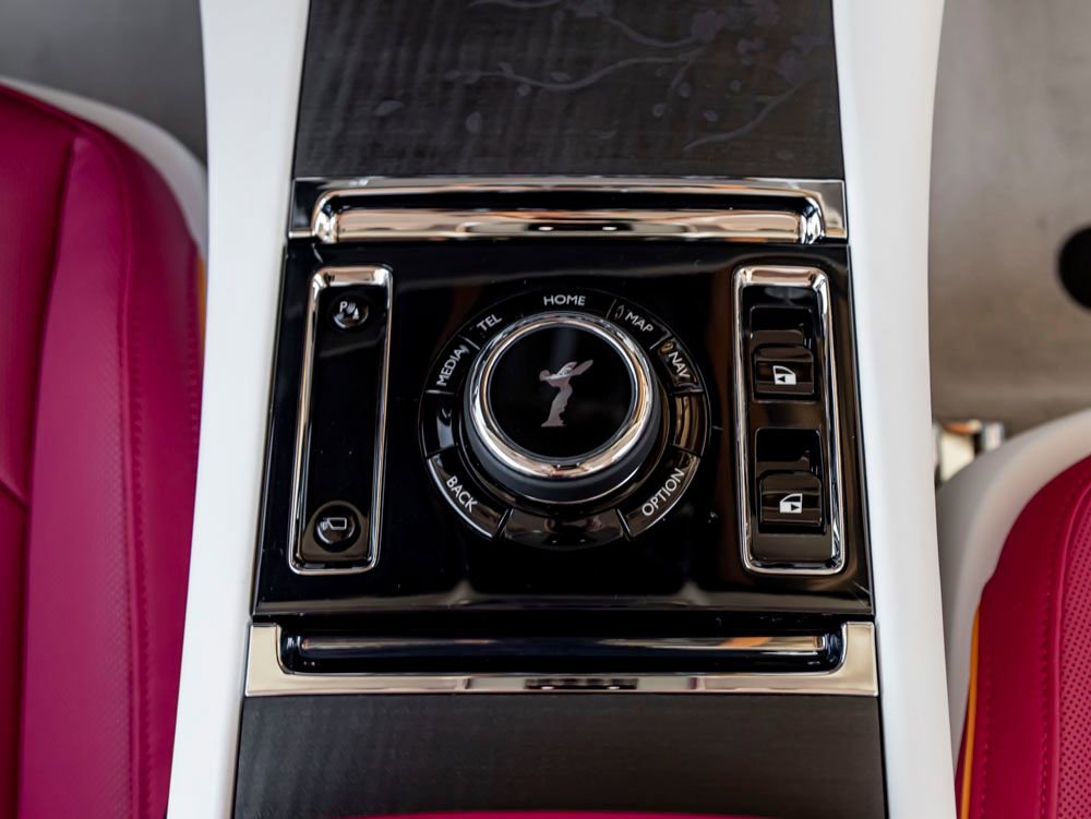 Used 2026 Rolls-Royce Spectre AWD/4WD image 23