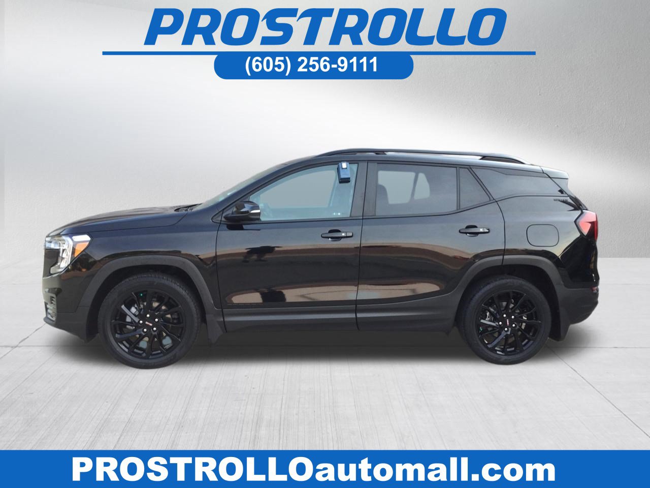 Used 2023 GMC Terrain SLE w/ Driver Convenience Package