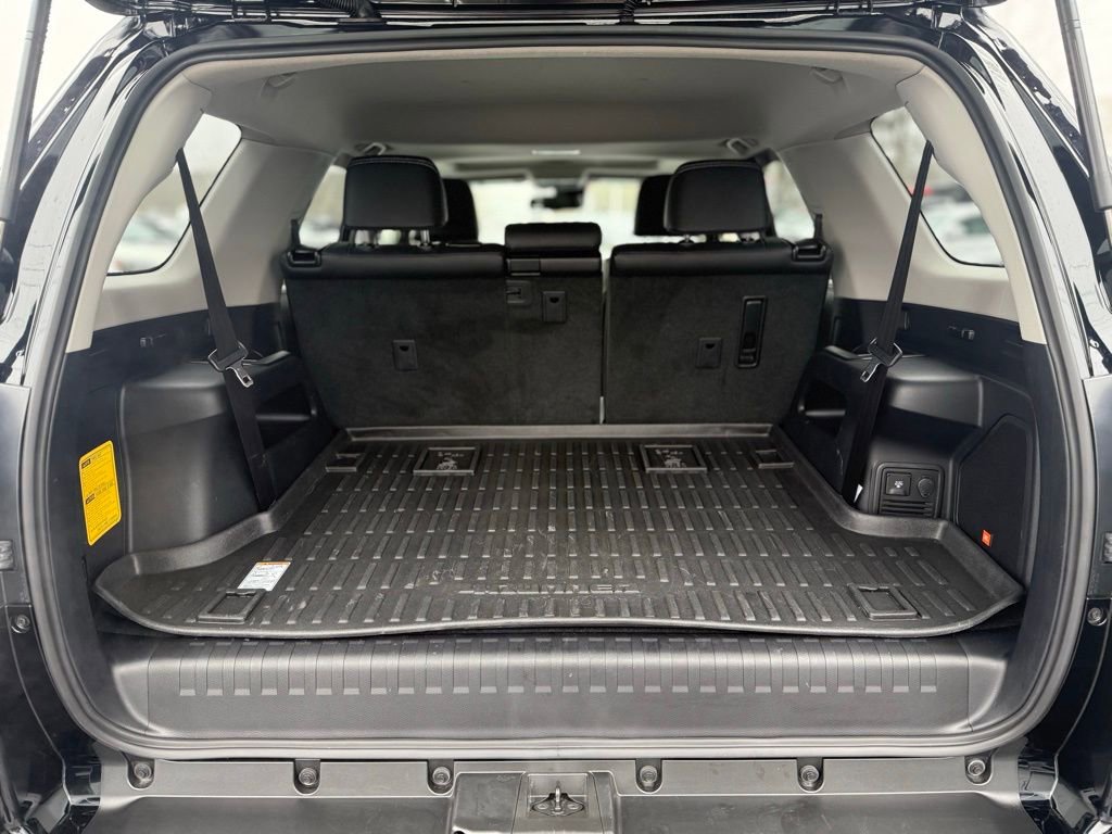 Used 2023 Toyota 4Runner Limited image 11