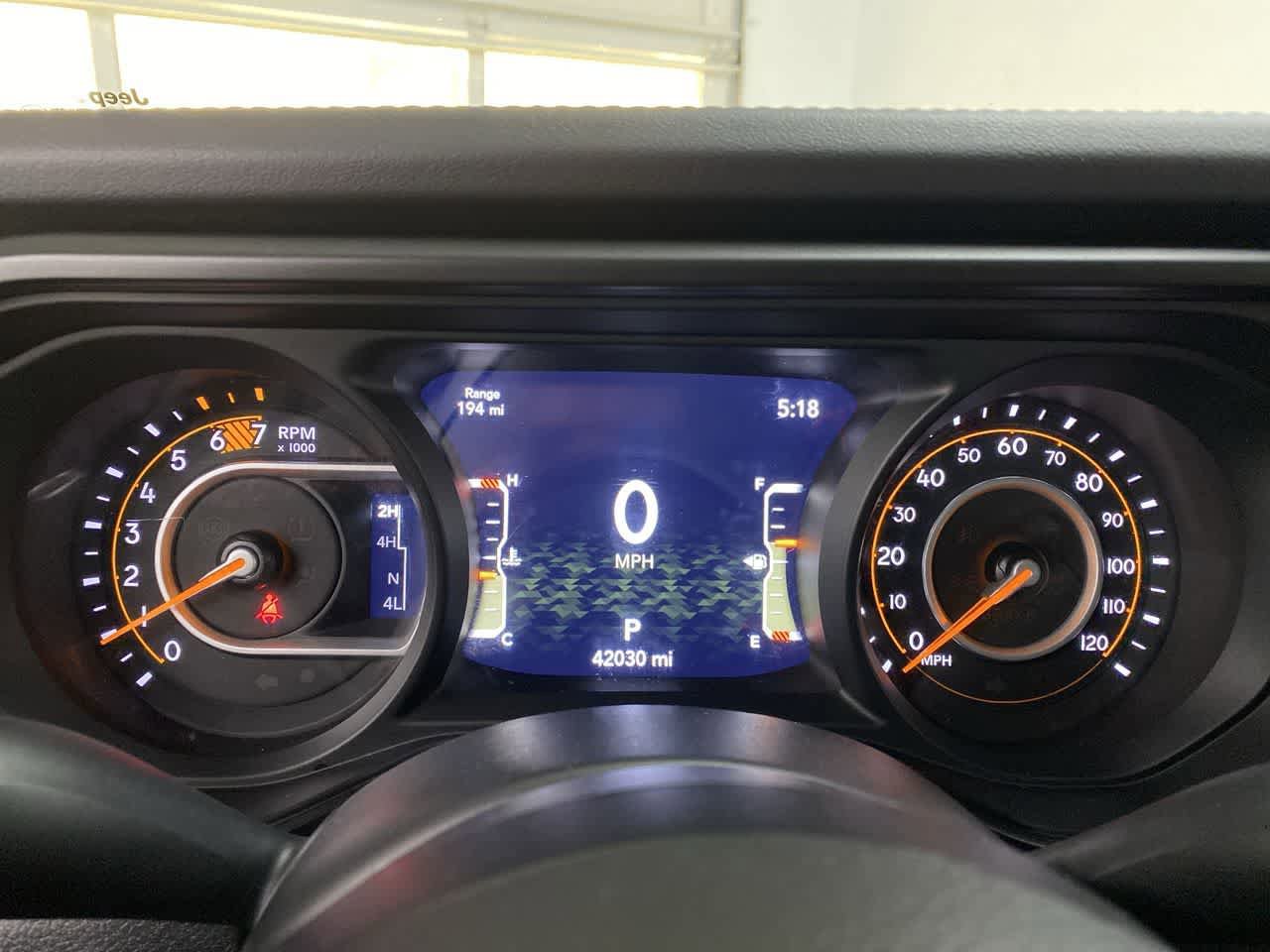 Used 2024 Jeep Wrangler Unlimited Rubicon AWD/4WD image 28