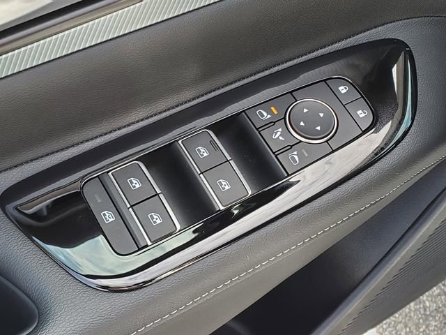 Certified 2025 Nissan Murano Platinum w/ Cargo Package AWD/4WD image 18