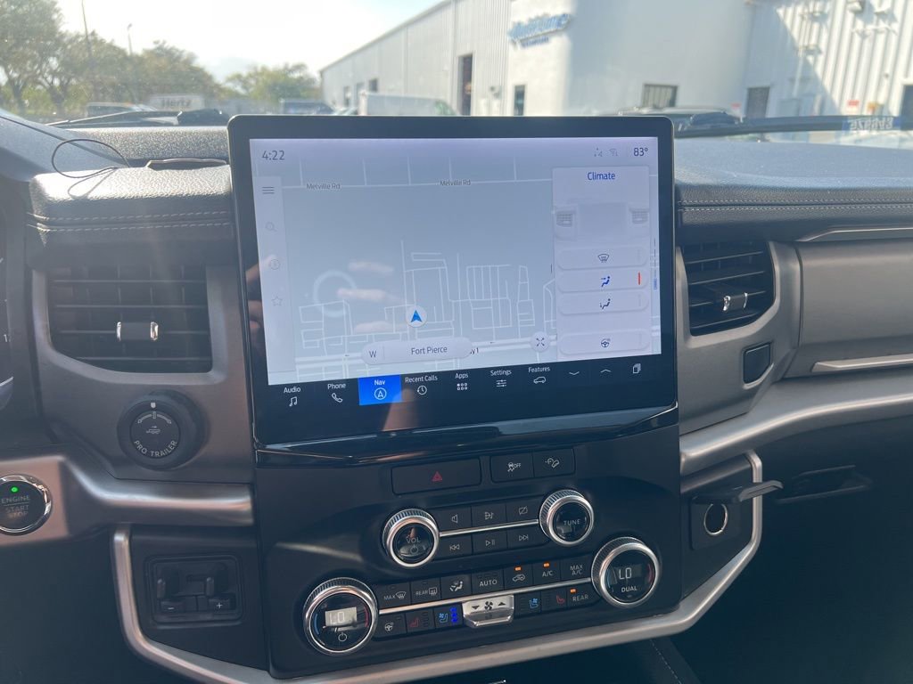 Used 2023 Ford Expedition Max XLT image 12