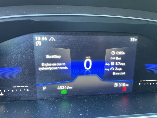 Used 2022 Volkswagen Tiguan S image 10