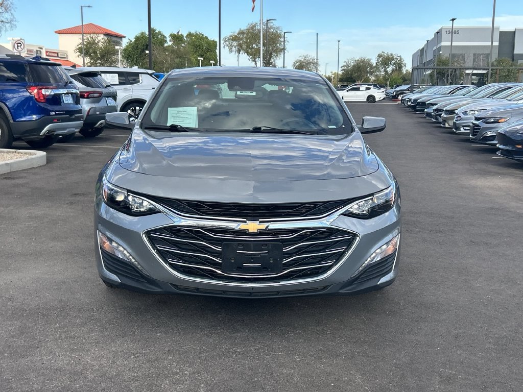 Used 2024 Chevrolet Malibu LT FWD image 3