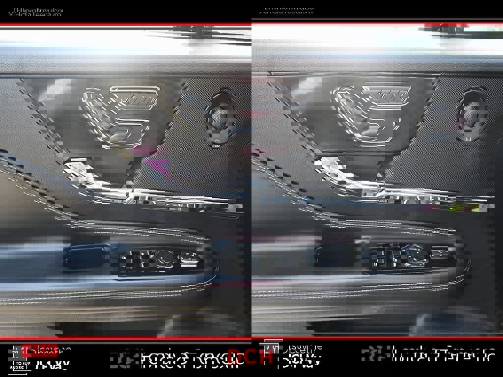 Used 2021 Lincoln Corsair Reserve w/ Equipment Group 201A image 16